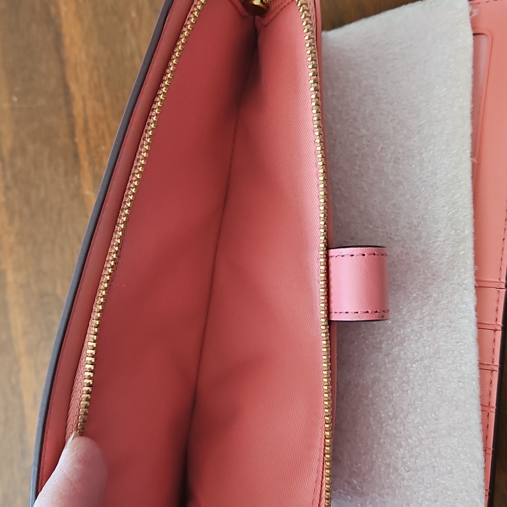 Coach Slim Smooth Pink Leather Wallet - Picture 9 of 14